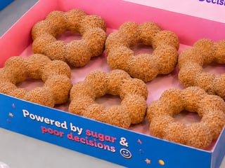 Churro mochi donut